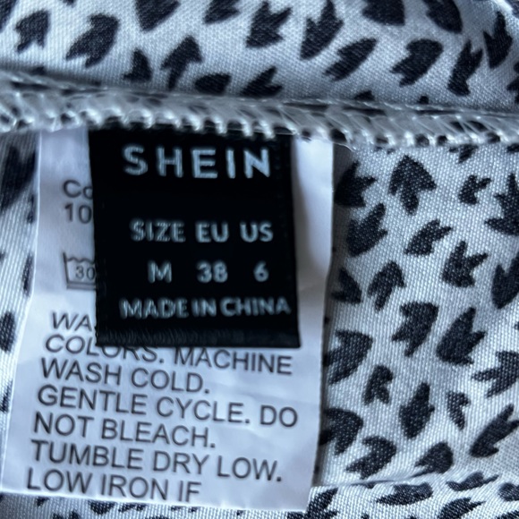 Allover Print Shirred Off Shoulder Lantern Sleeve Blouse - Picture 5 of 5